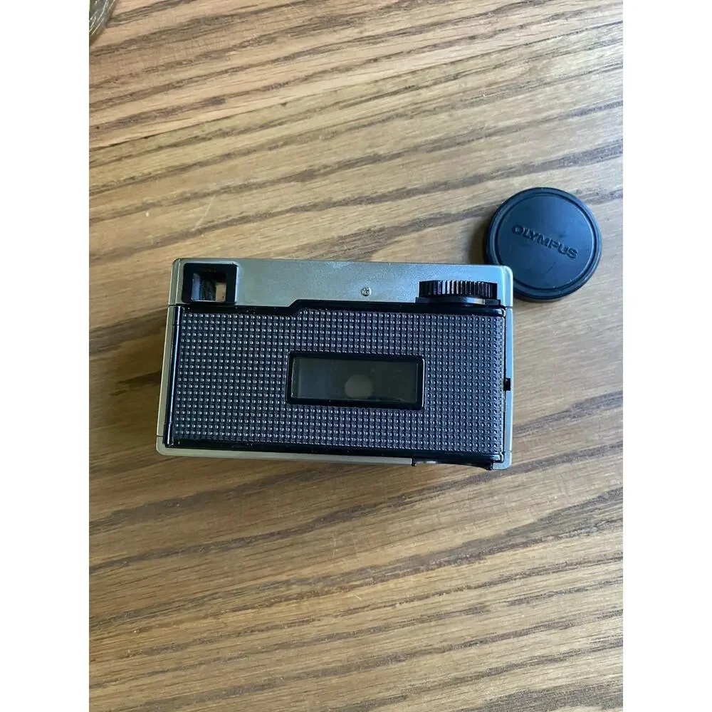 Vintage 1960s Olympus Quickmatic 600 Film Camera 126 Film Untested